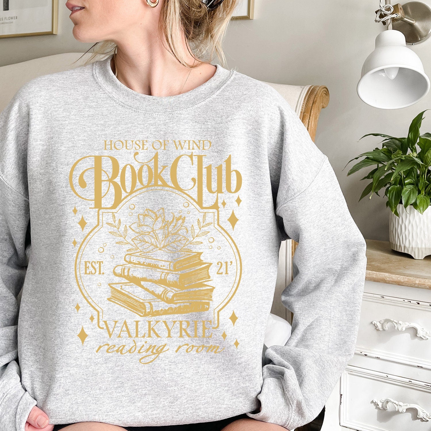 ACOTAR -  ACOTAR House Of Wind Book Club Shirt, Night Court Velaris House Of Wind Library Sarah J Maas Throne of Glass, Valkyrie Reading Room SJM