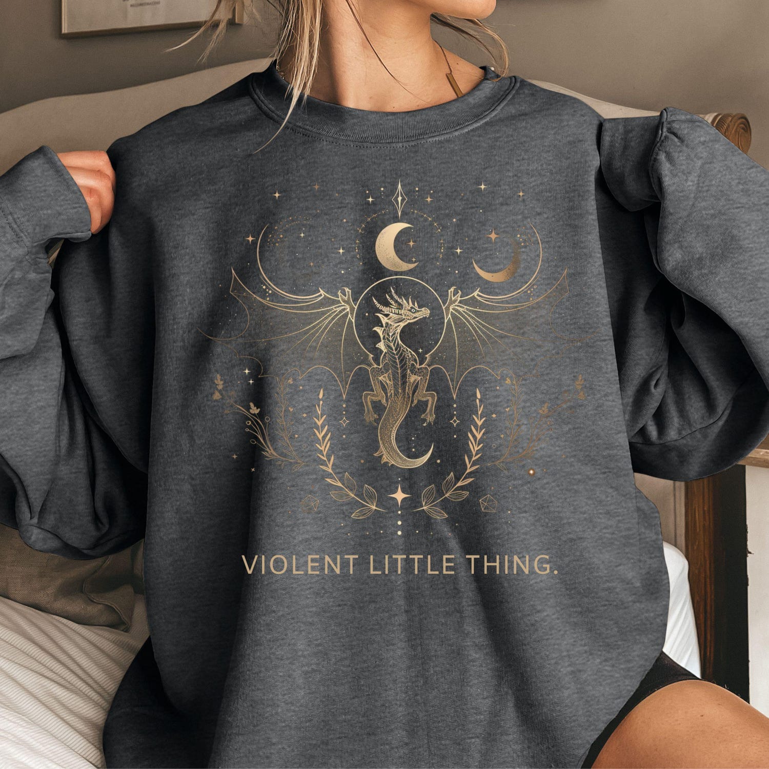 Fourth Wing -  Violent Little Thing, Fourth Wing, Basgiath War College, Iron Flame,  Fantasy Dragon Shirt,Yarros Sweatshirt, Book Gift, Book Lover