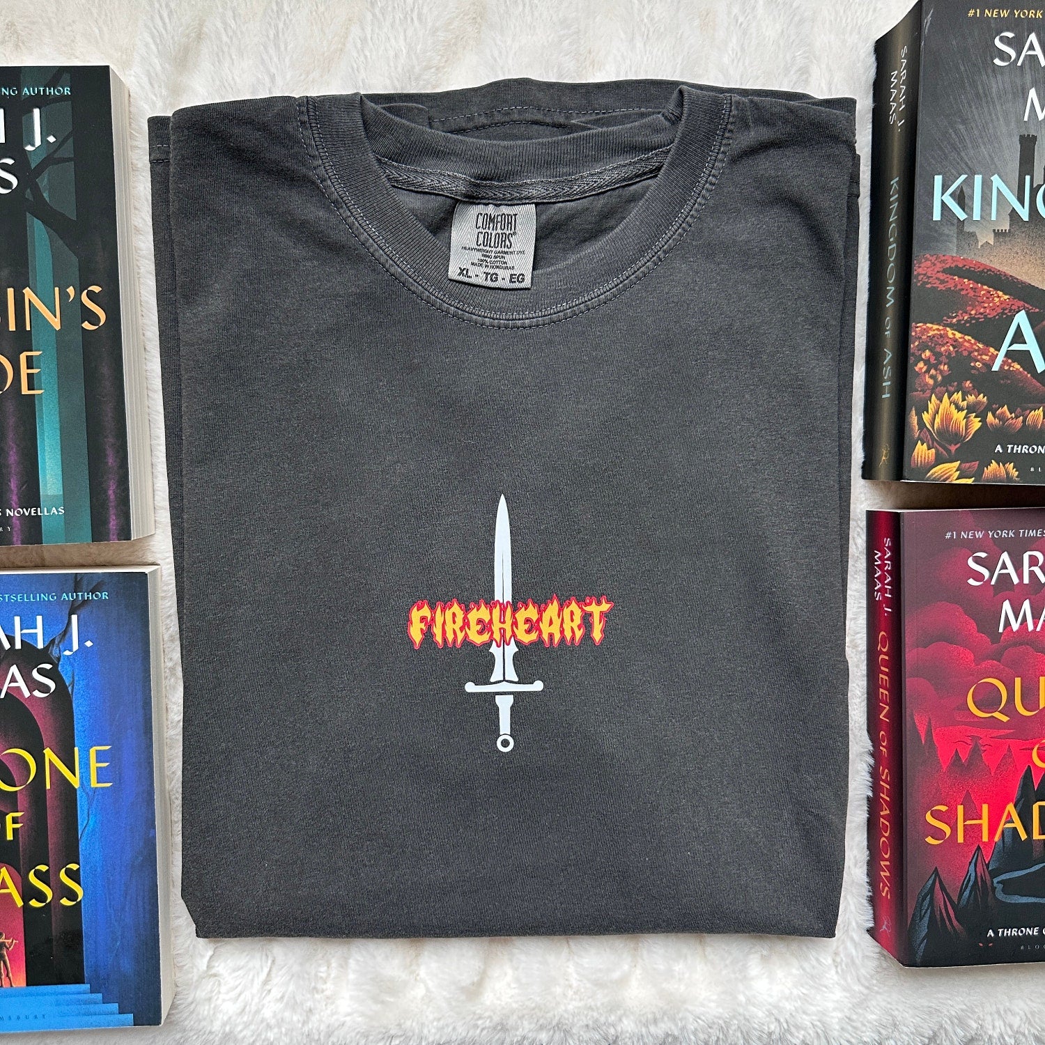 (TOG) -  Fireheart, Aelin, The Thirteen, TOG, Throne of Glass, Book Shirt Booktok Merch, Bookish T-shirt, Romantasy, Fantasy Reader, Spicy, Book Club