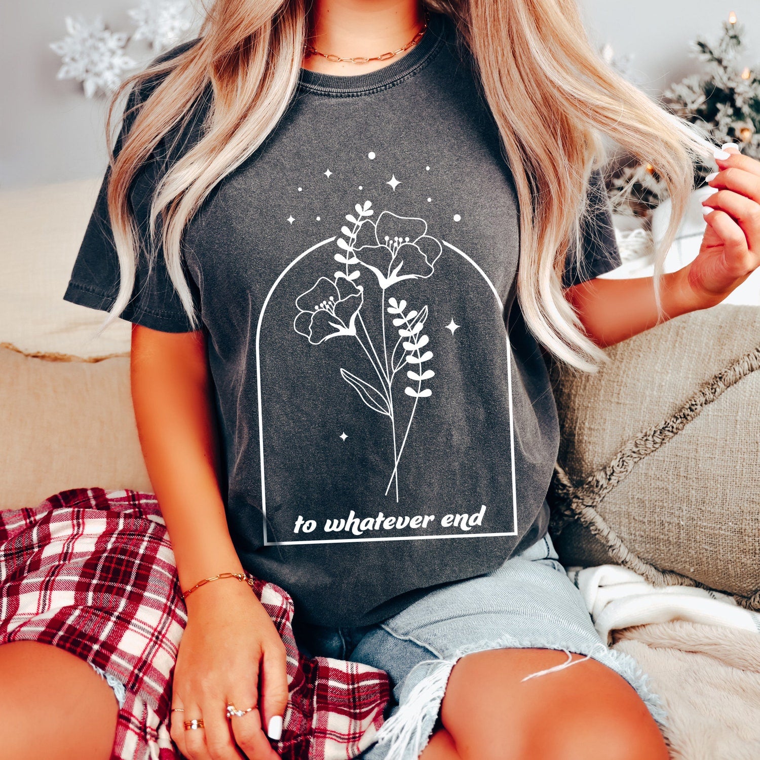 (TOG) -  To Whatever End T-Shirt, City of Starlights,  Throne Of Glass Flower Tshirt, Aelin Quote Shirt, SJM Licensed Bookish Shirt, Velaris T shirt