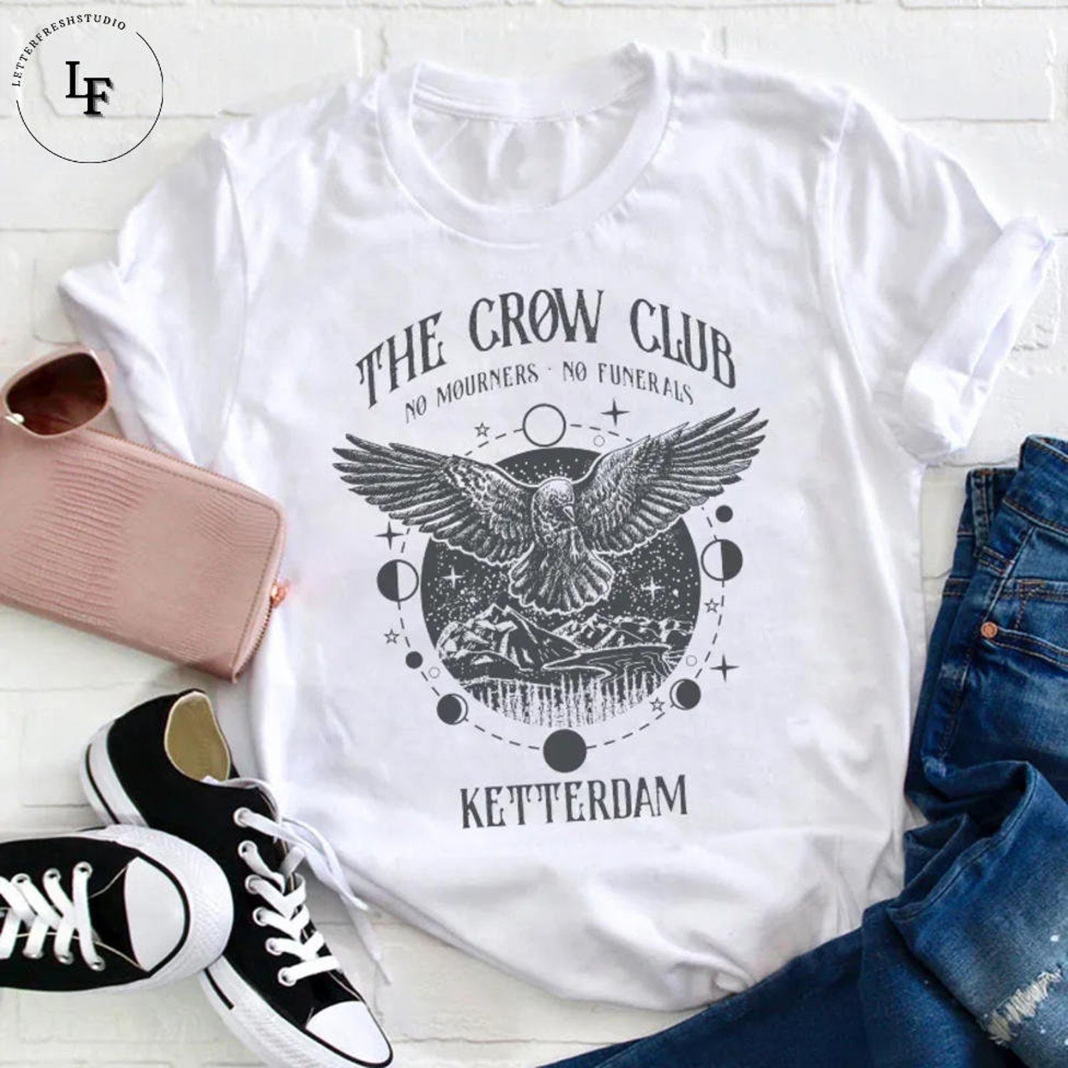 (SOC) -  The Crow Club No Mourners No Funerals Teacher Vintage T-Shirt, Teacher Shirt, Teacherlife Shirt, Literature Shirt, Ketterdam Crow Shirt